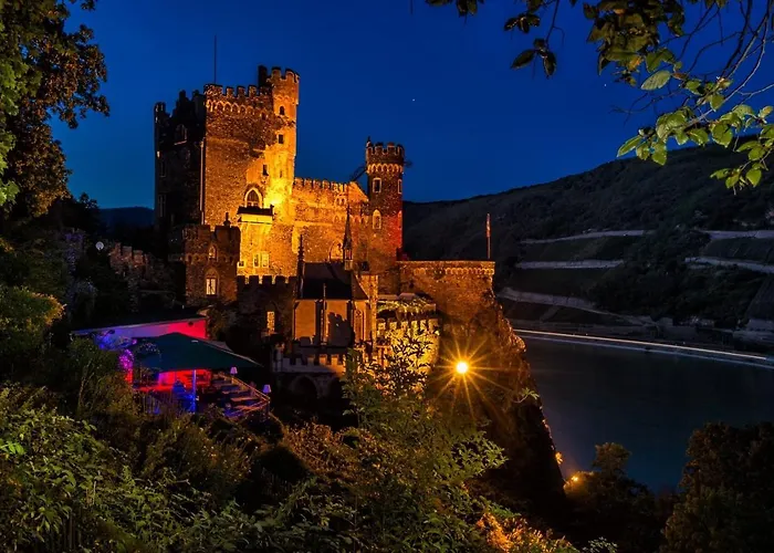 ホテル Am Markt バッハラッハ