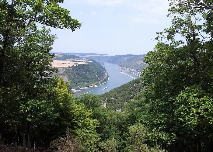 ホテル Am Markt バッハラッハ